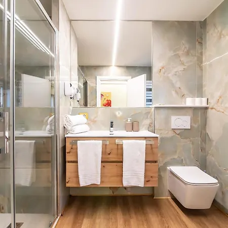 Marco's Way Πανσιόν