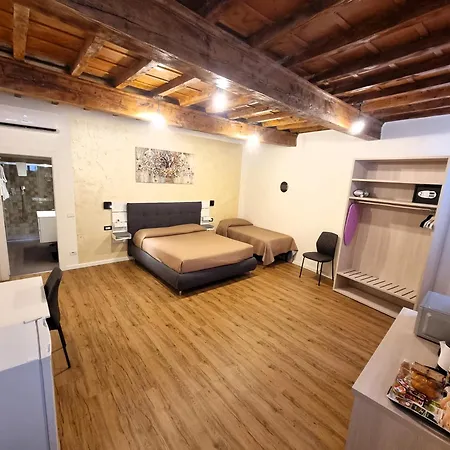 Marco's Way Gæstehus 3*